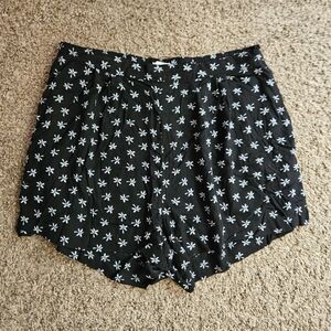 H&M Black Floral Lounge Shorts